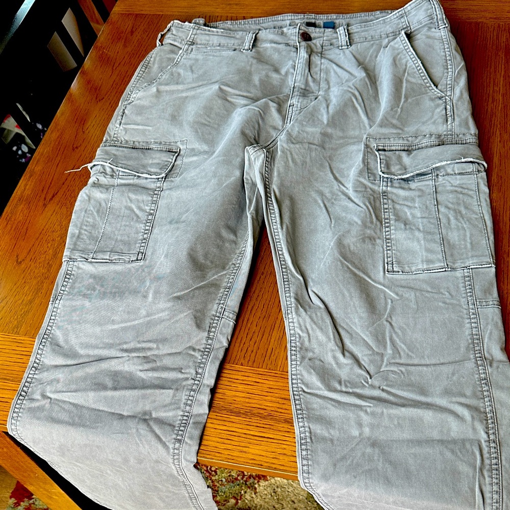 American Eagle Outfitters  Gray Cargo Pants